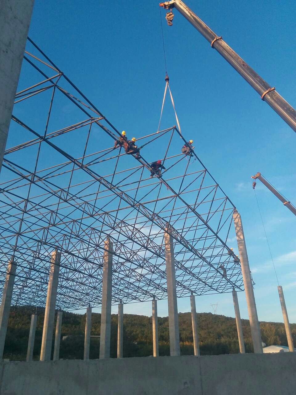 孝感物流园网架